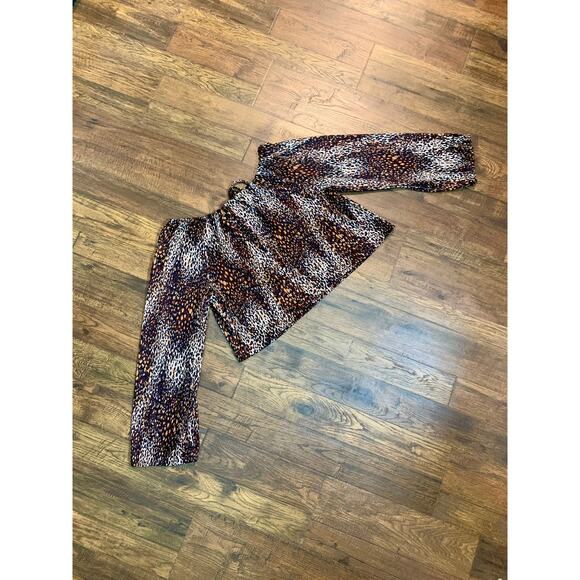 VTG 1970s Tomorrow's Dream Off Shoulder Bell Sleeve Blouse Cheetah Print Medium - Picture 5 of 8